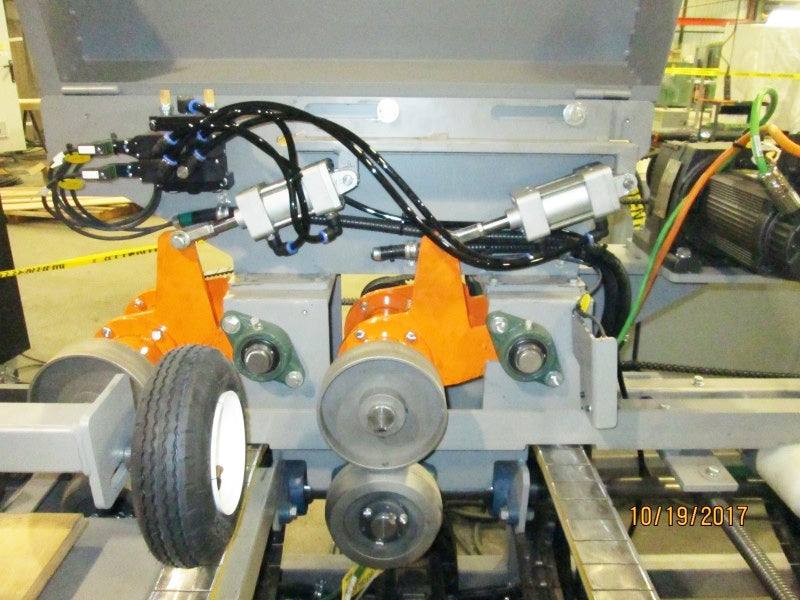 ATR-400 High Capacity Lateral Chain Feeder - ressurized steel wheels,